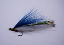 Load image into Gallery viewer, #212 | Classic 5&quot; Bucktail Fly
