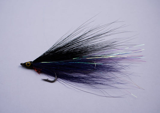 #205 | Classic Bucktail Fly