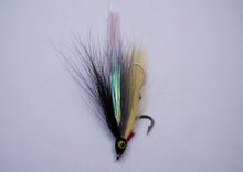 Load image into Gallery viewer, #233 (Dark Horse) | Classic 5&quot; Bucktail Fly
