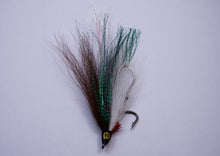 Load image into Gallery viewer, #221 | Classic 5&quot; Bucktail Fly
