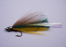 Load image into Gallery viewer, #330 | Skulled 5&quot; Bucktail Fly
